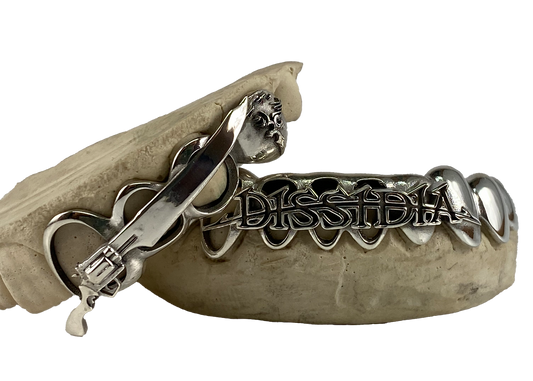 Dissidia